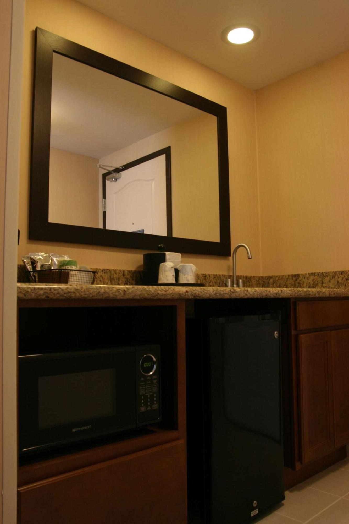 Hampton Inn And Suites Peru Dış mekan fotoğraf